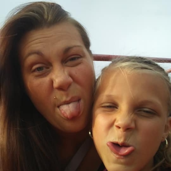 Meet your Posher, Billie jo - Picture 1 of 1